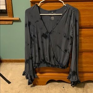 Soft and sexy long bell sleeved shirt